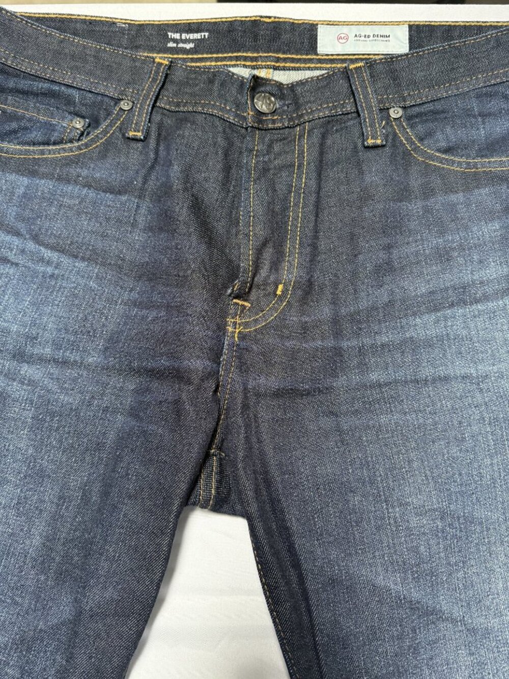 AG The Everett Slim Straight Jeans Medium Wash 33